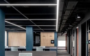 Fatores de preço da luz linear LED: um guia do comprador para fornecimento B2B